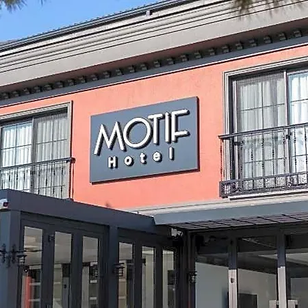 Motif فندق 5*