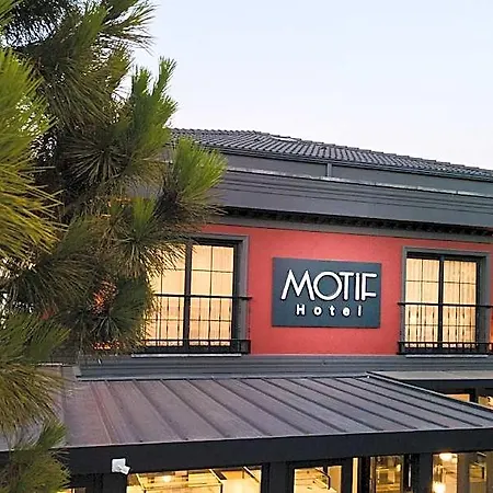Motif 5* جفتليك كوي