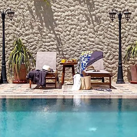 فندق Motif
